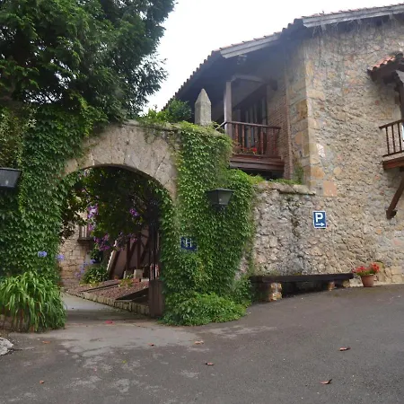 Casona Dos Lagos Hotel Villanueva (Cantabria)