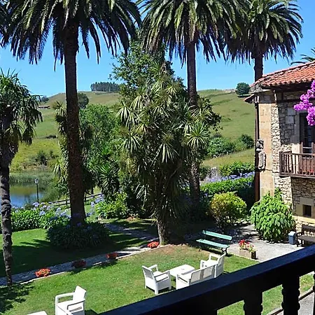 Casona Dos Lagos Hotel Villanueva (Cantabria)