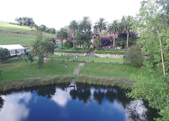 Hotel Casona Dos Lagos Villanueva (Cantabria)